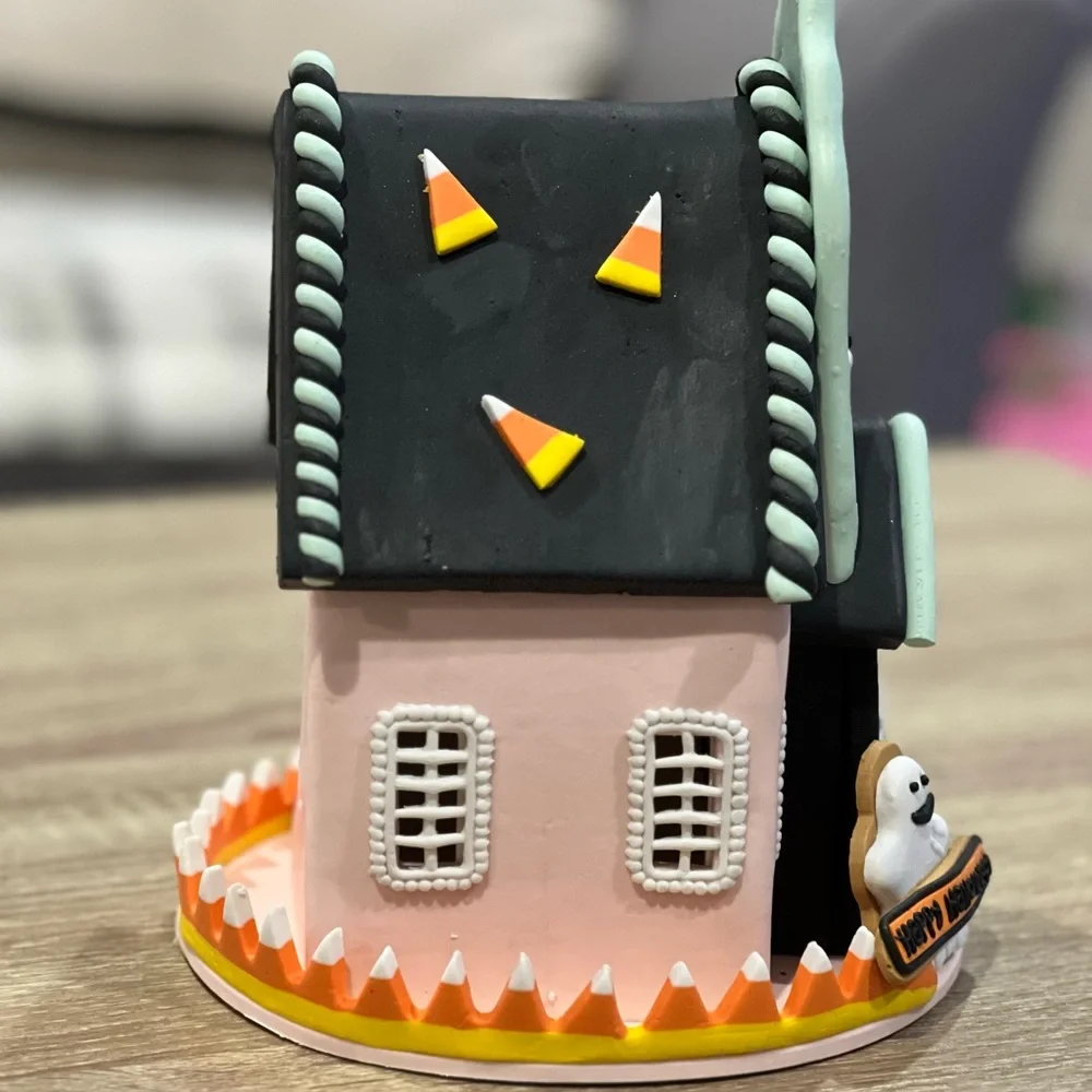 Halloween Haunted House LED lighted Party Decoration
